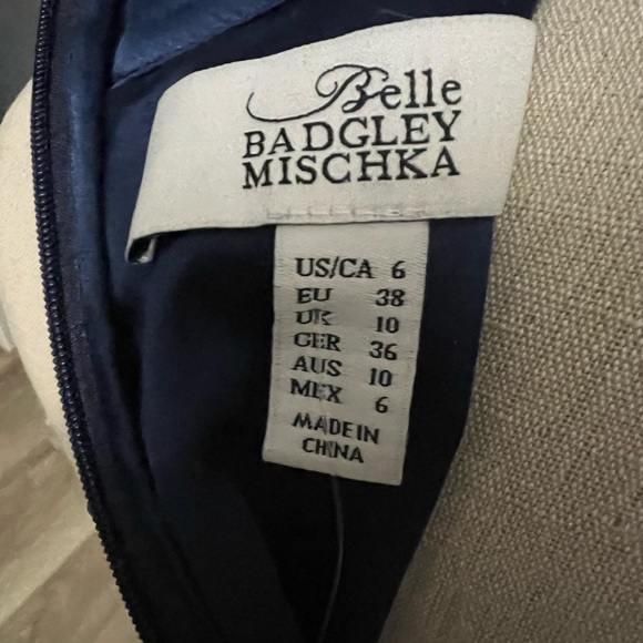 Belle Bartley Mishka tunic. Beautiful embroidered, slits on side. - Picture 5 of 5